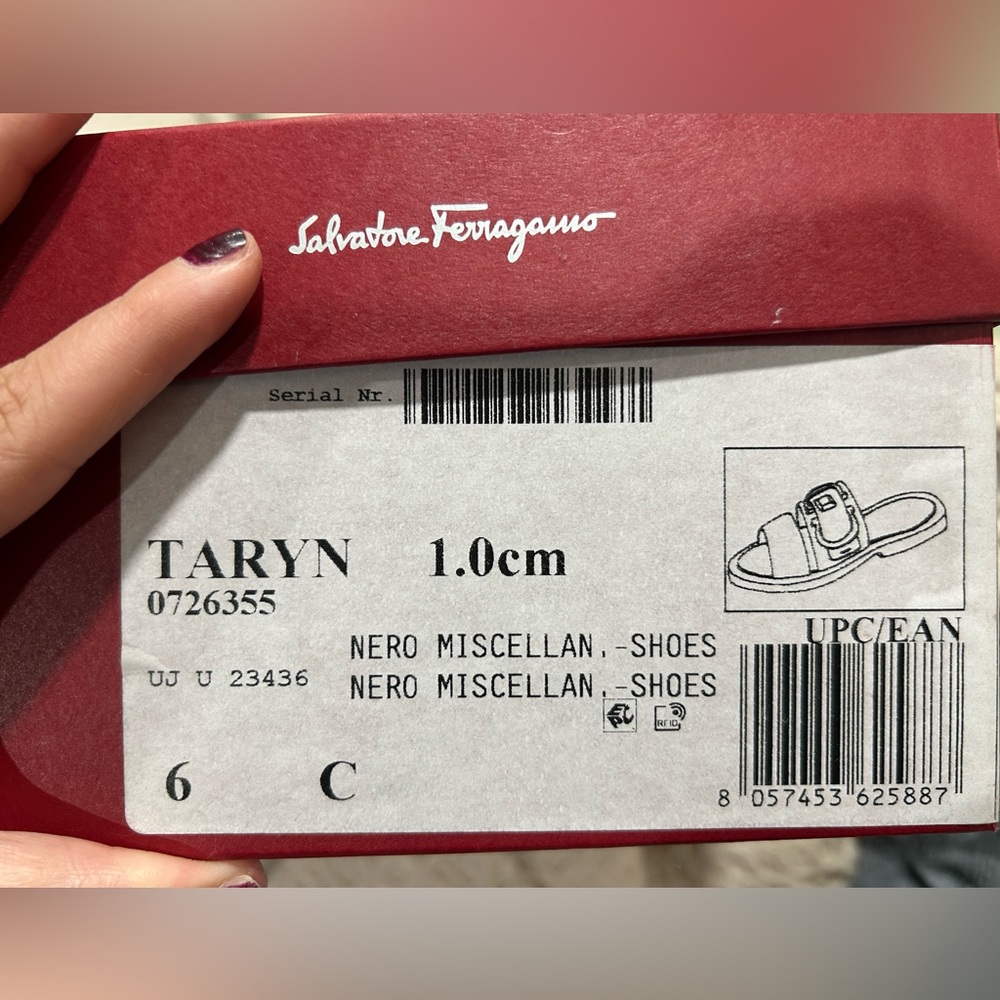 TARYN FERRAGAMO SANDAL - Picture 4 of 7